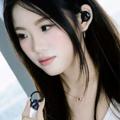 HE Cai Wenji Black Single Dynamic Driver Wired In-Ear Headphones