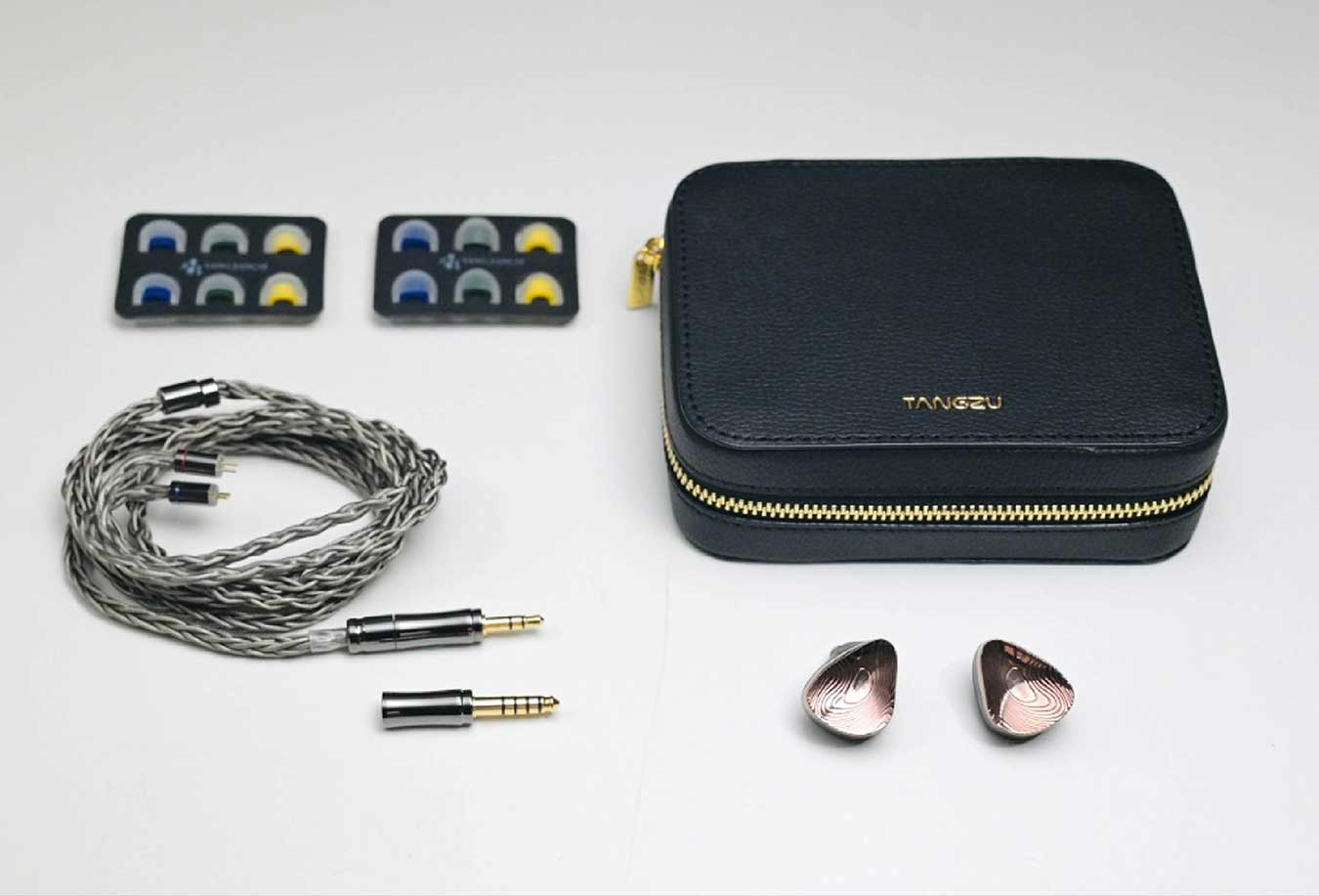 Tangzu Xuanwu Gate 1DD+4BA+2EST イヤホン 玄武門 TANGZU XuanWu Gate 1DD+4BA +2EST In-ear HIFI Hybrid Driver MONITORS Mu