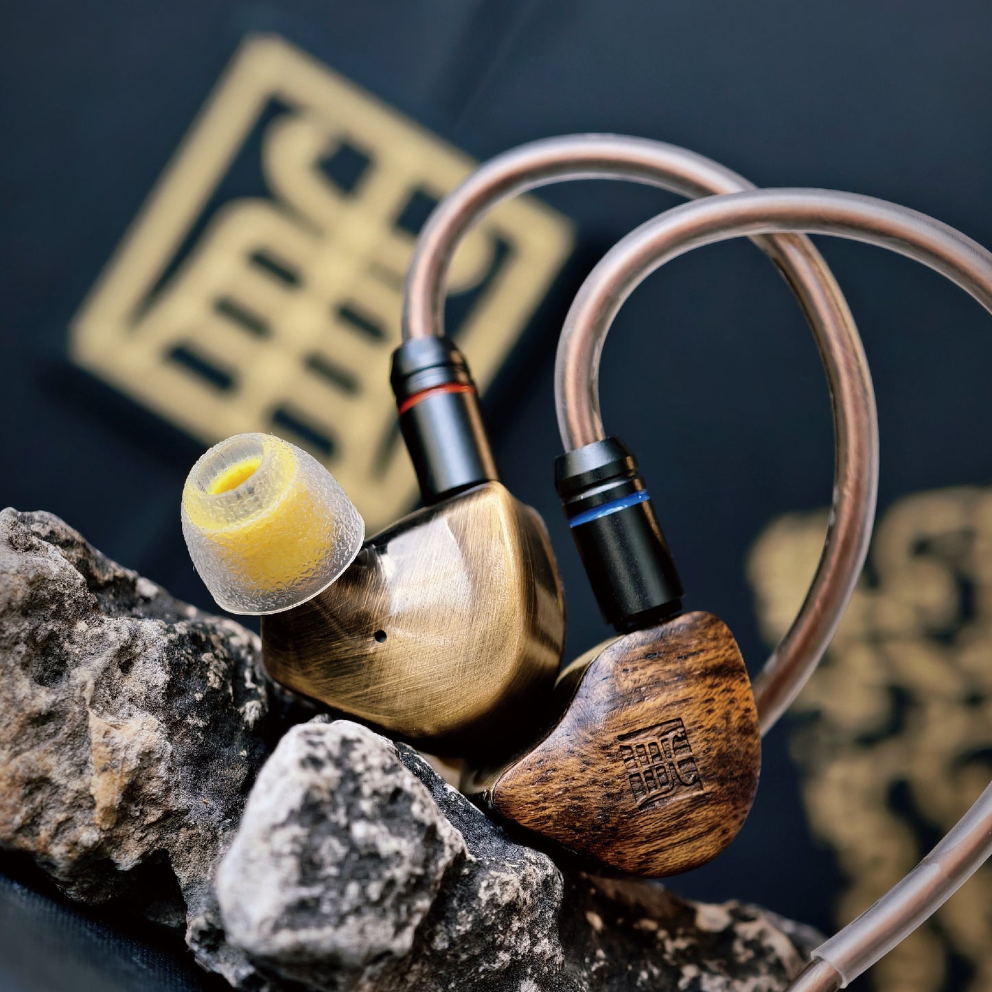 TANGZU DUFU Second stanza 1Dynamic driver 2 Balanced armature in-ear headphones