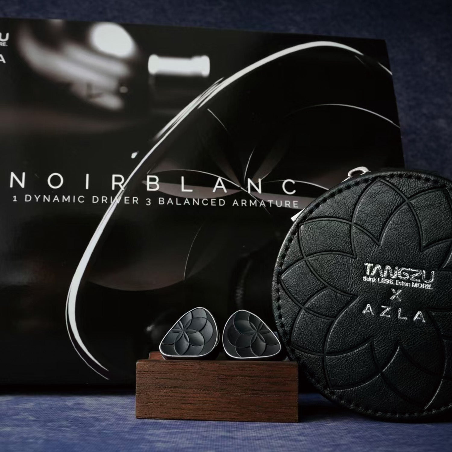 イヤホン AZLA TANGZU Noir Blanc AZLA NOIR BLANC サクッと見れる聴き込み有線イヤホンレビュー 豪華