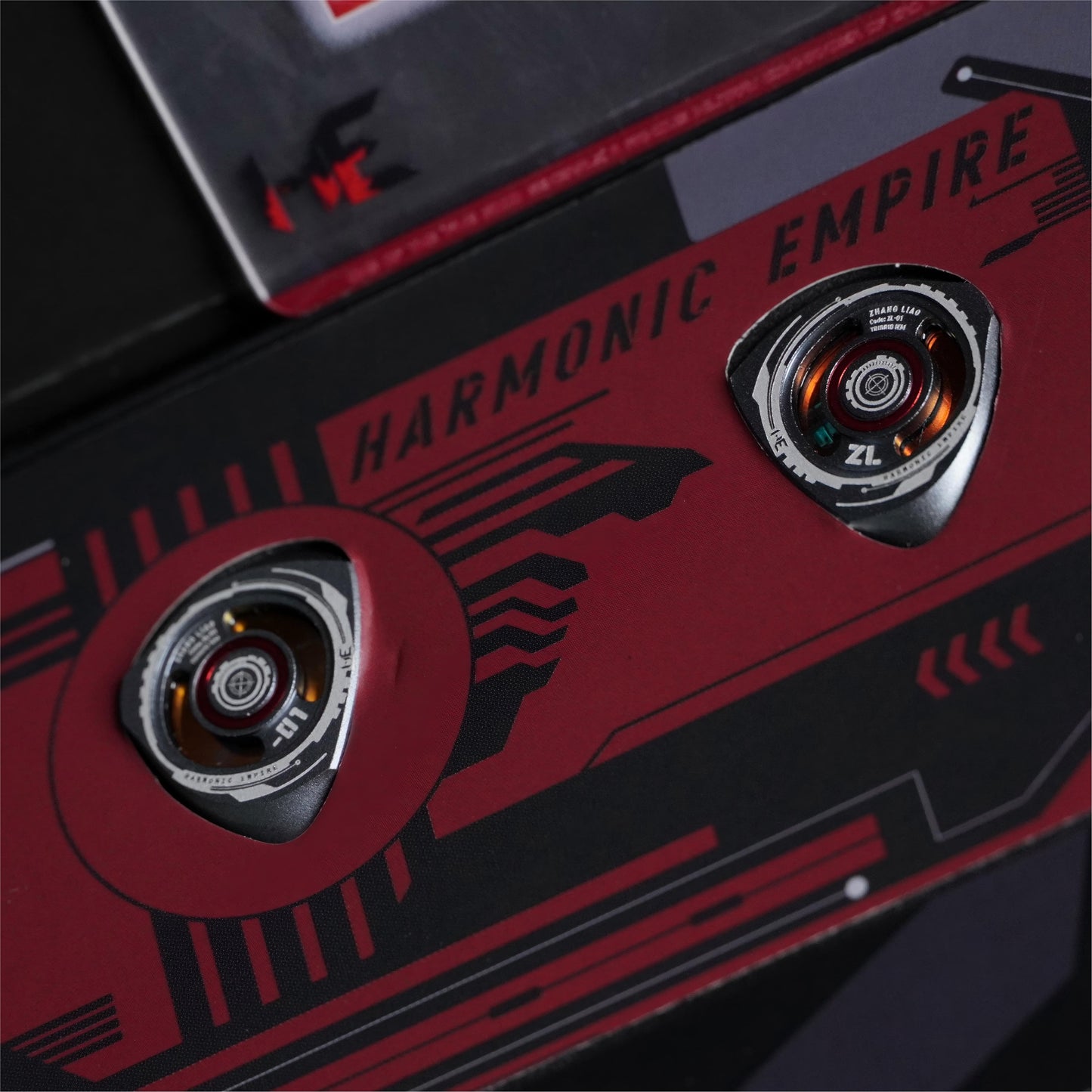 HE Zhang Liao 1 Oynamic driver 2 balance armature 1 Planar In-ear Monitor