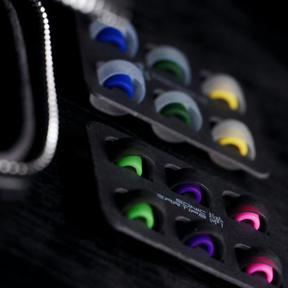 HE Zhang Liao 1 Oynamic driver 2 balance armature 1 Planar In-ear Monitor