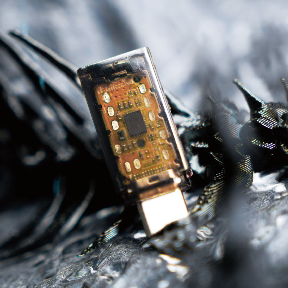 HE Zhang Ba She Mao Adapter 4.4 to type -c audio codec chip (KT0231H) Integrated lightweight adapter