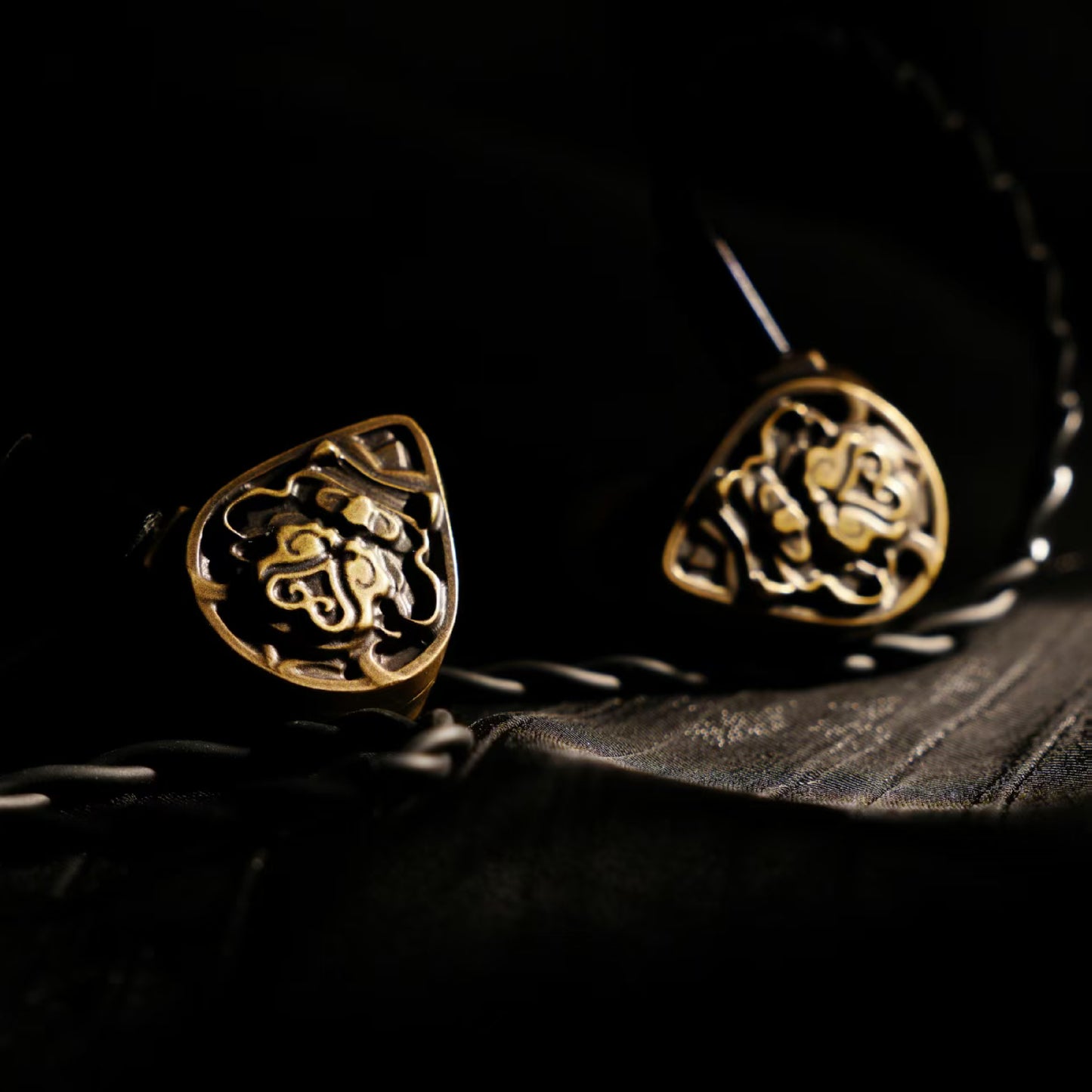 TangZu XuanWu Gate II 1DD 4BA 4-Electrostatic Driver Wired HiFi In-Ear Headphones